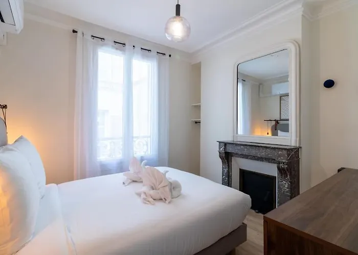 B3#two Bedrooms#champs Elysees#arc De Triomphe#ac 公寓 *