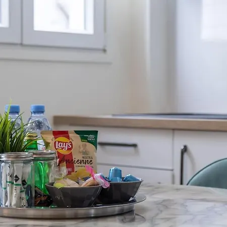 B3 Two Bedrooms Champs Elysees Arc De Triomphe Ac パリ