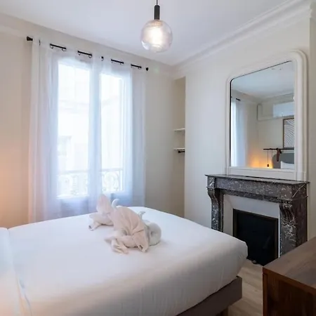 B3 Two Bedrooms Champs Elysees Arc De Triomphe Ac アパート *